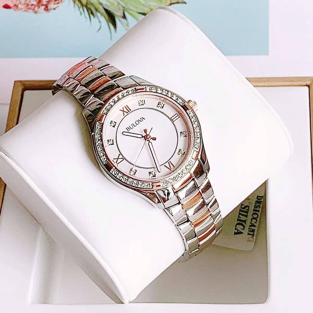 Bulova Quartz 98L304 (5)