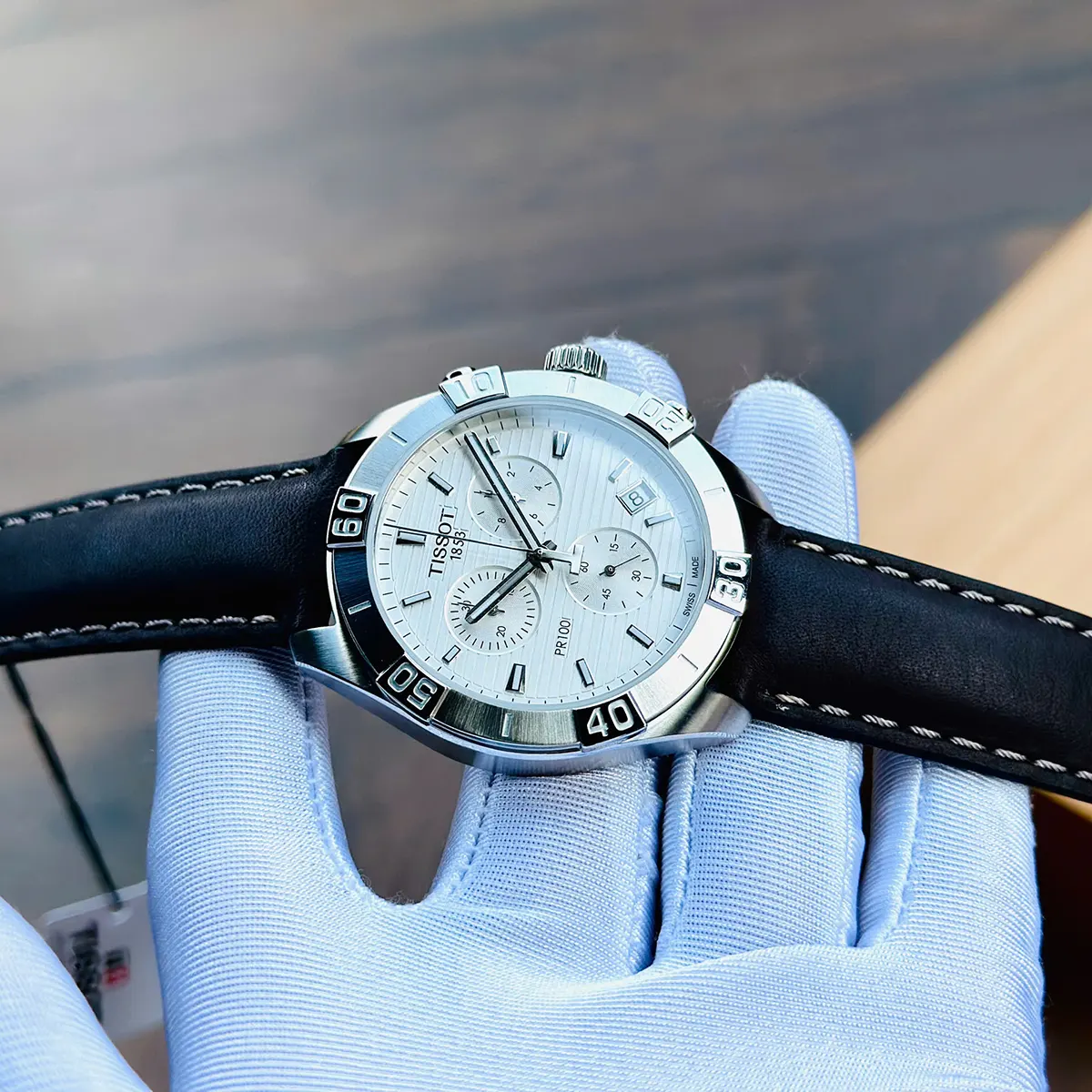 Tissot Chronograph T101.617.16.031.00 (2)