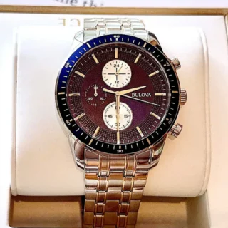 Bulova Quartz Chronograph 98A243 (1)