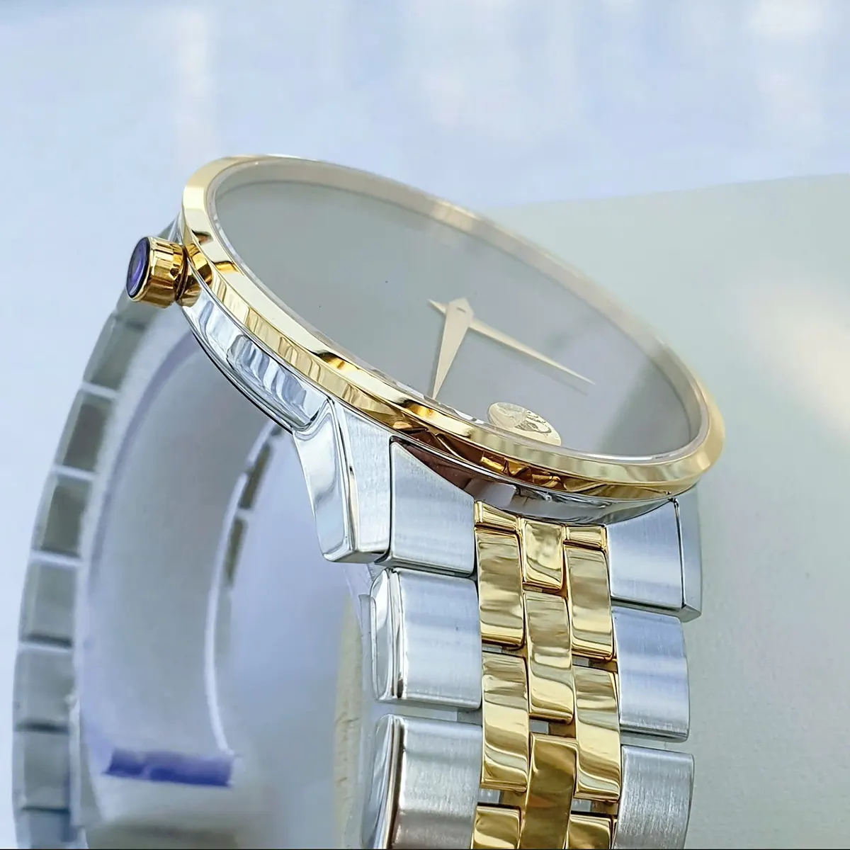 Movado Quartz 0607850 (3)