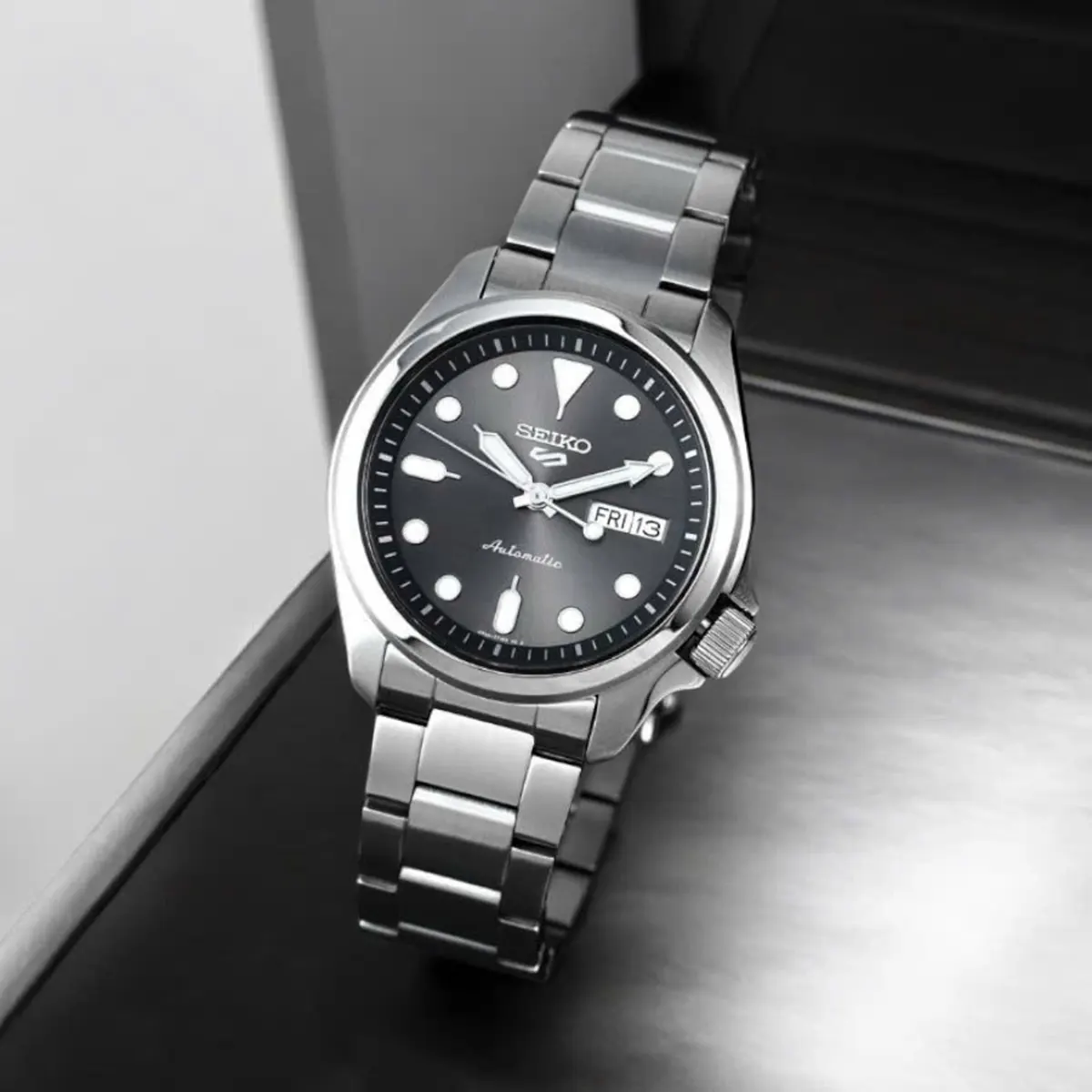 Seiko 5 Sport Automatic SRPE51K1 (7)
