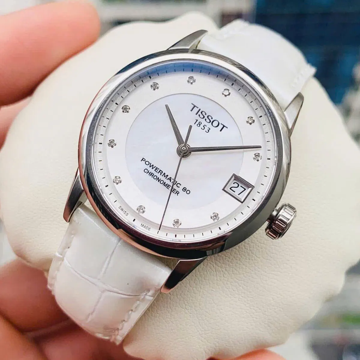 Tissot Luxury Diamond COSC White T086.208.16.116.00 (3)