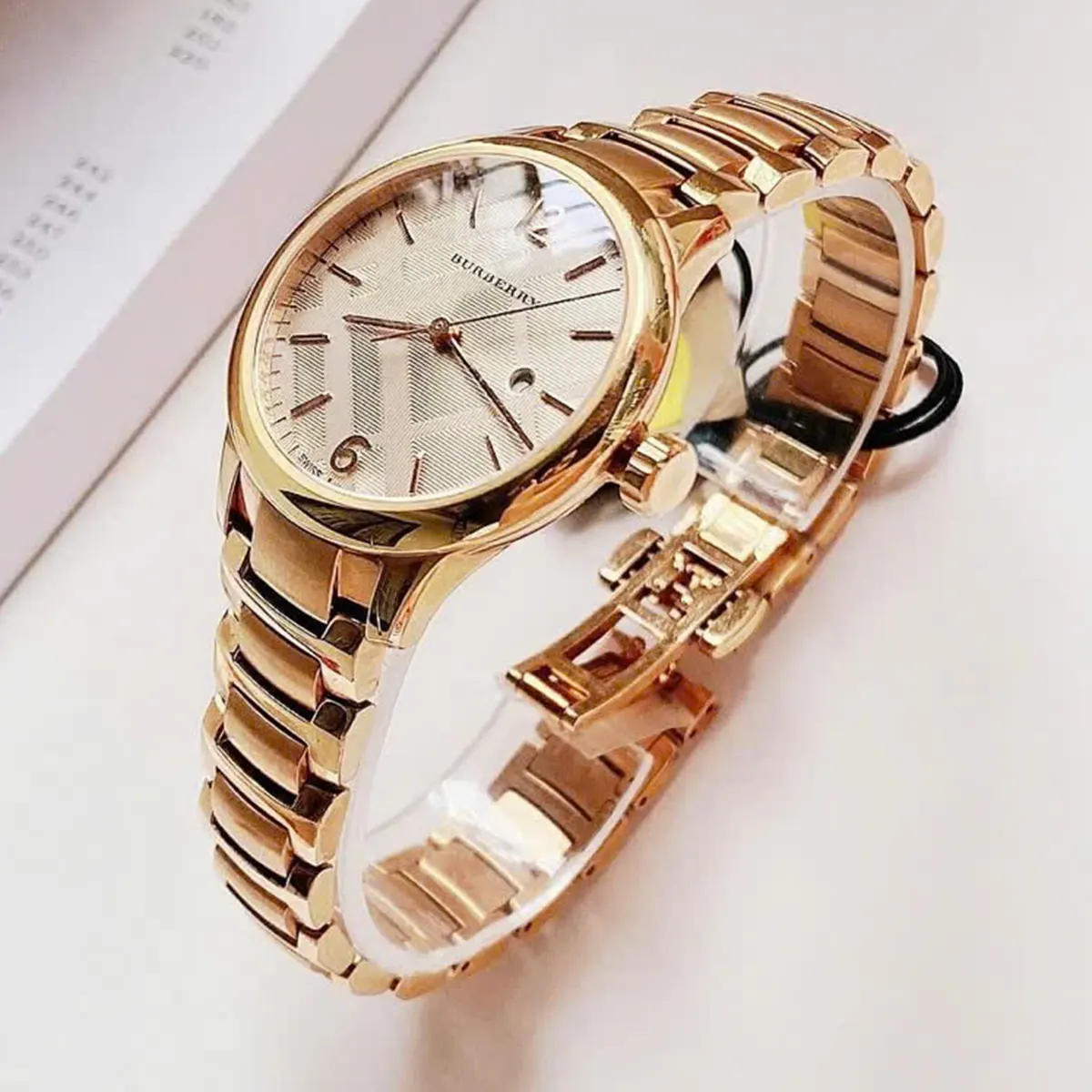 Burberry Quartz Bu10116 (10)