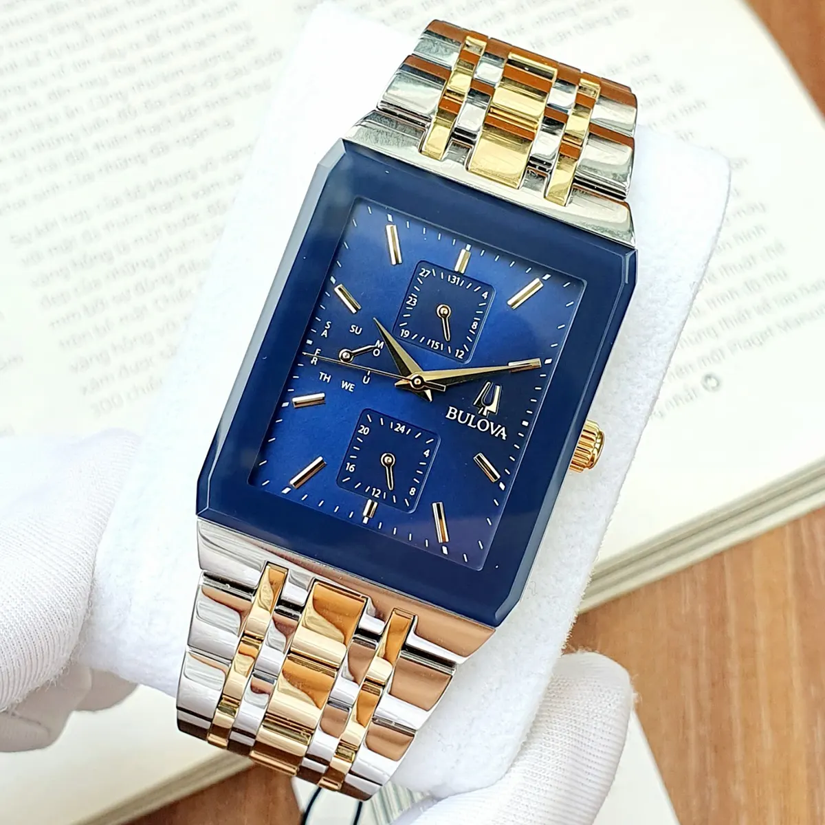 bulova 98C150 (3)