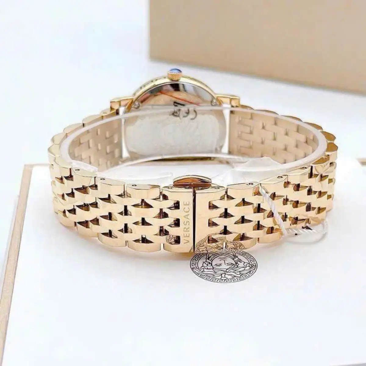 Đồng Hồ Nữ Versace VEU300821 Dây Thép Gold dây đeo và khóa - WinWatch