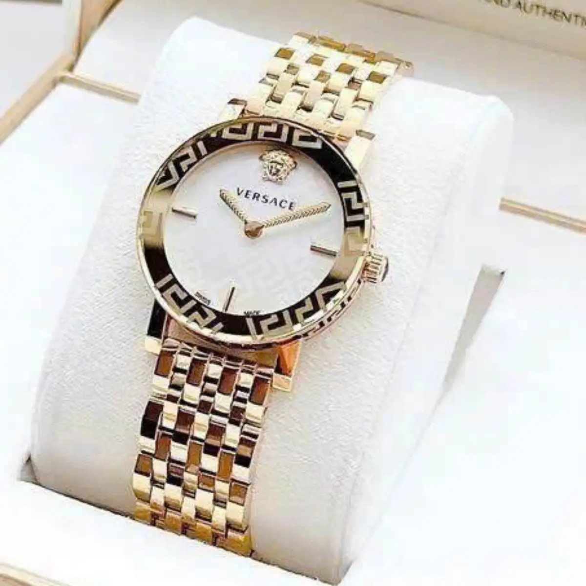 Đồng Hồ Nữ Versace VEU300821 (7)