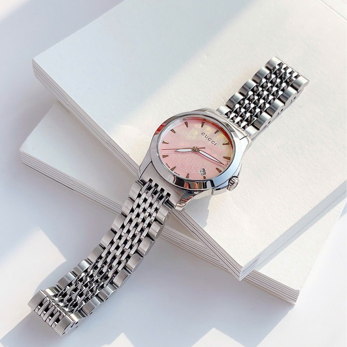 Gucci Quartz YA126538 (1)