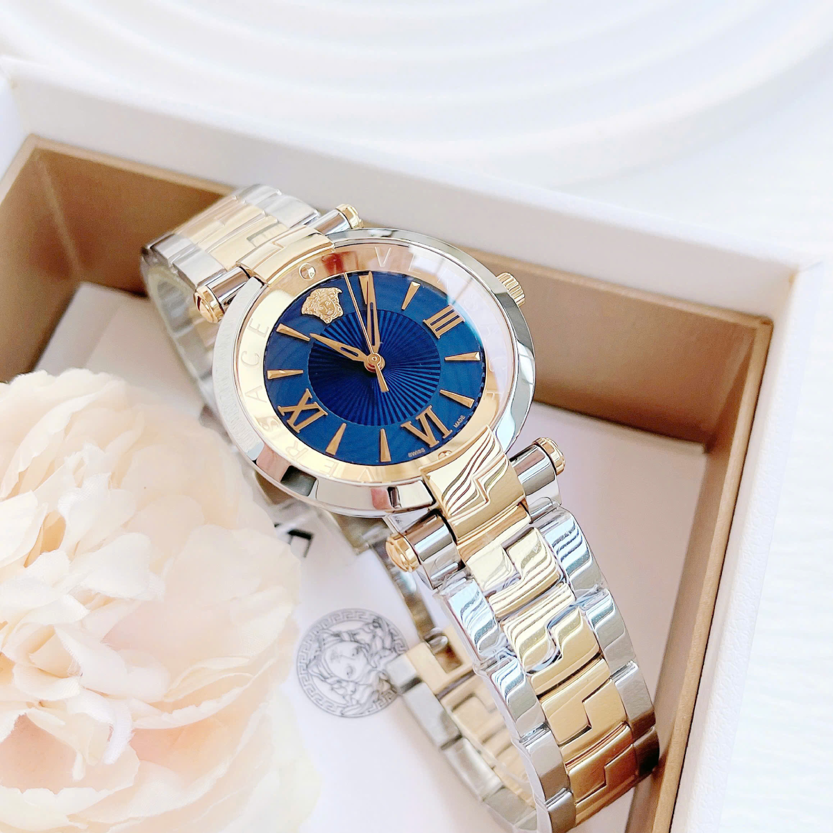 Đồng Hồ Nữ Versace VAI230017 Dây Thép bộ máy chính hãng - WinWatch