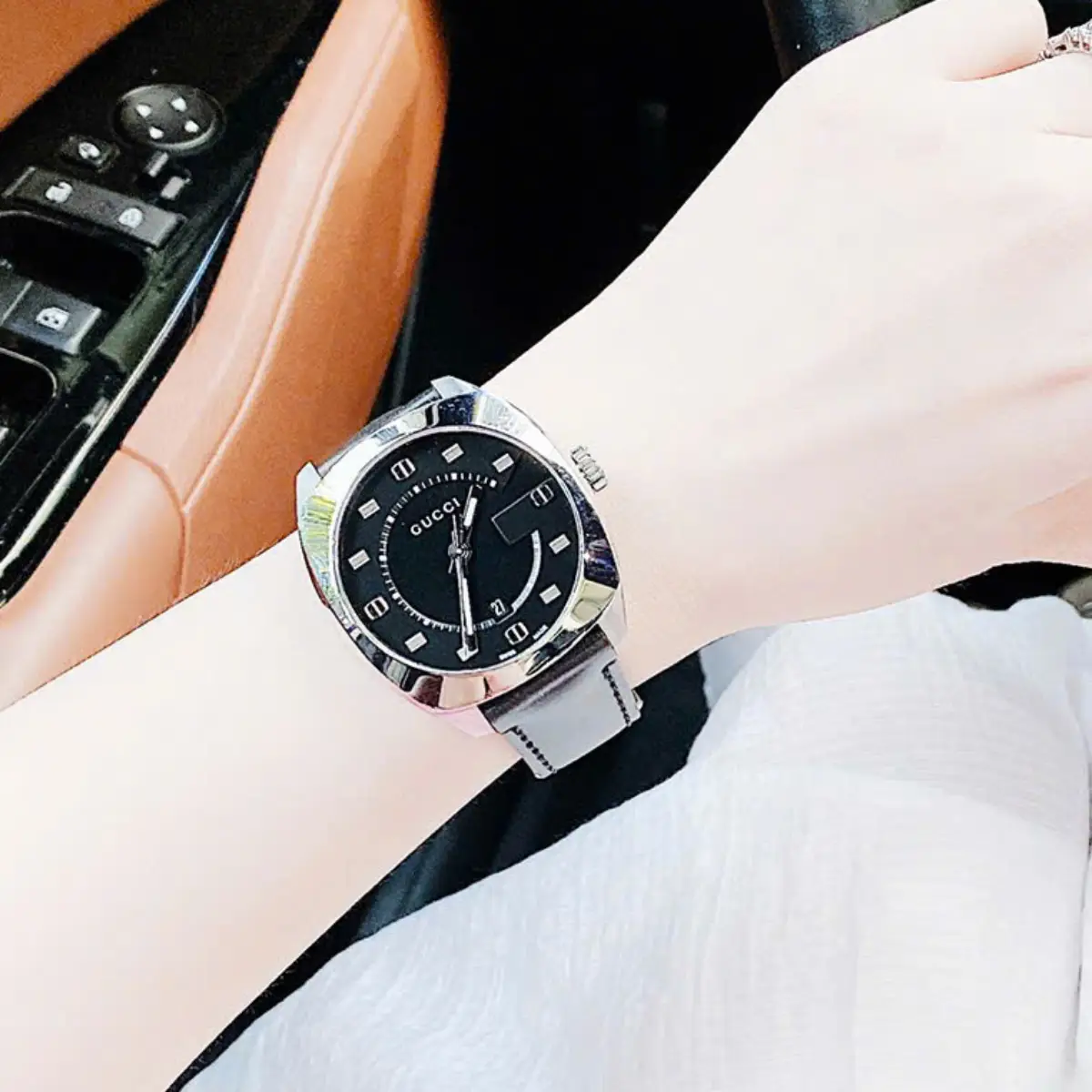 đồng hồ nữ gucci YA142413 (5)