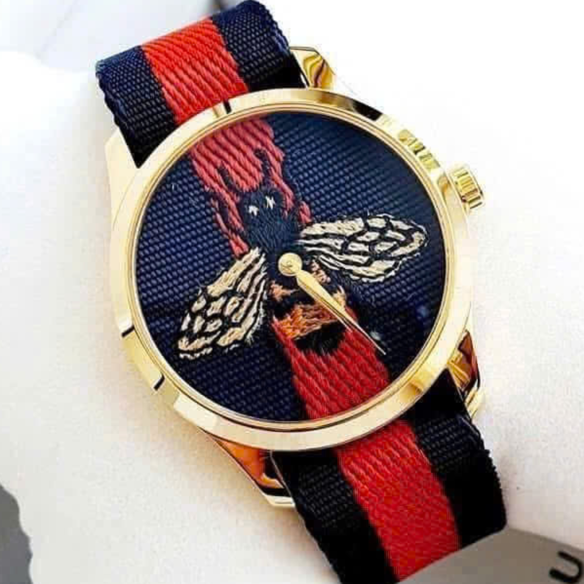 Đồng Hồ Nữ Gucci YA1264061 (2)