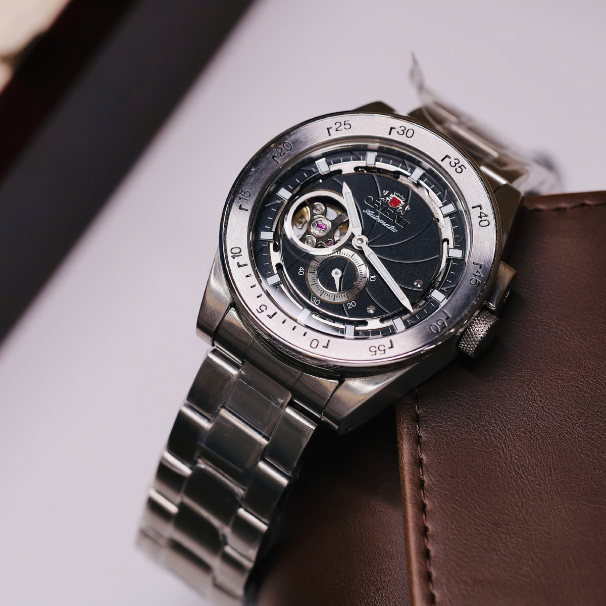 RA AR0201B10B (3)
