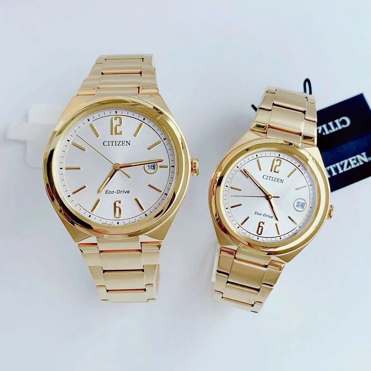 đồng hồ cặp đôi Citizen Eco-Drive gold tone thiết kế đồng bộ
