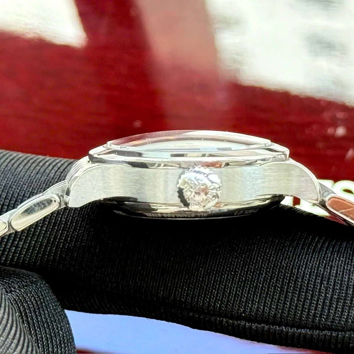 Đồng hồ nữ Longines Record L2.320.4.87.6 dây jubilee thép không gỉ side view